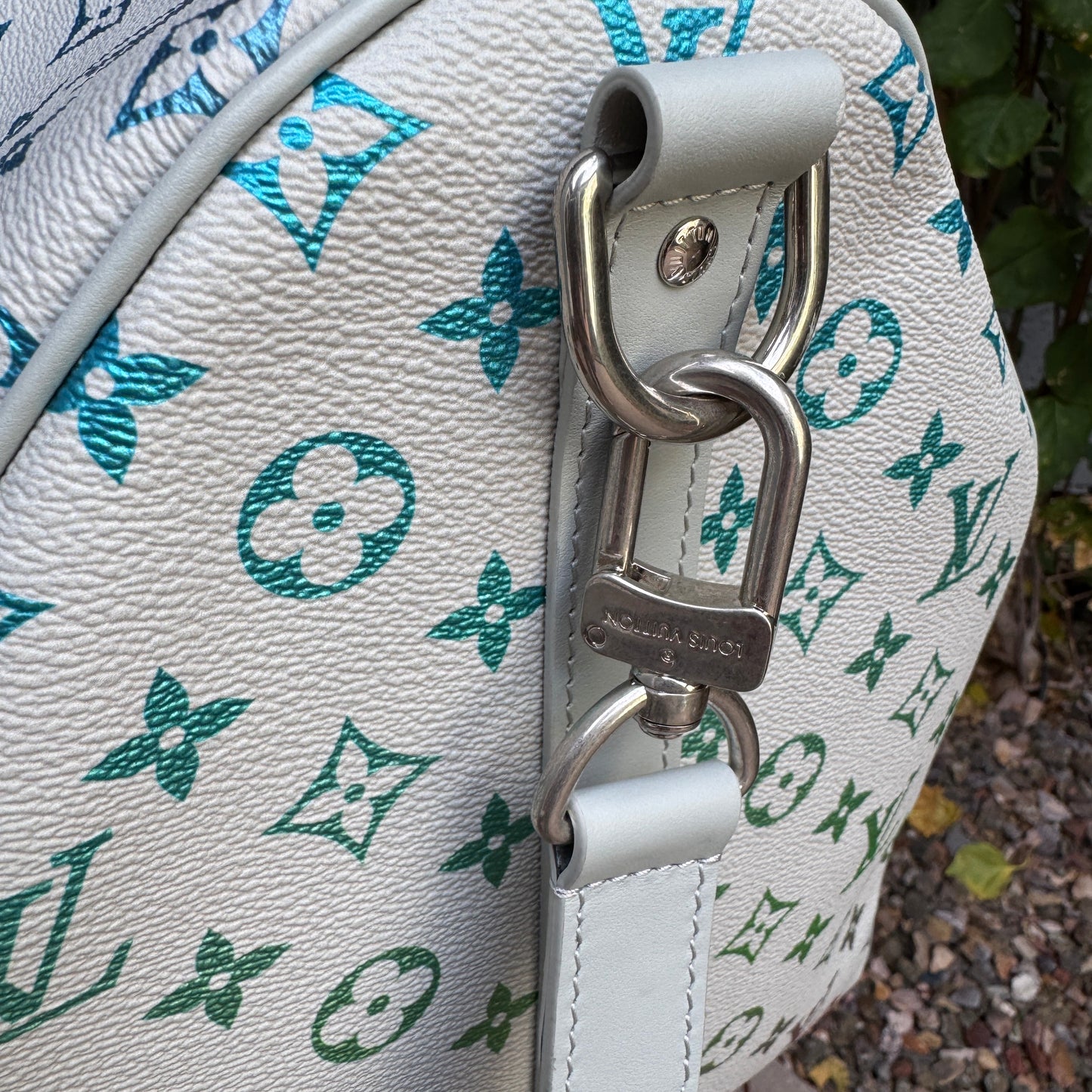 Louis Vuitton Multicolor Iridescent Monogram Keepall Bandoulière 55