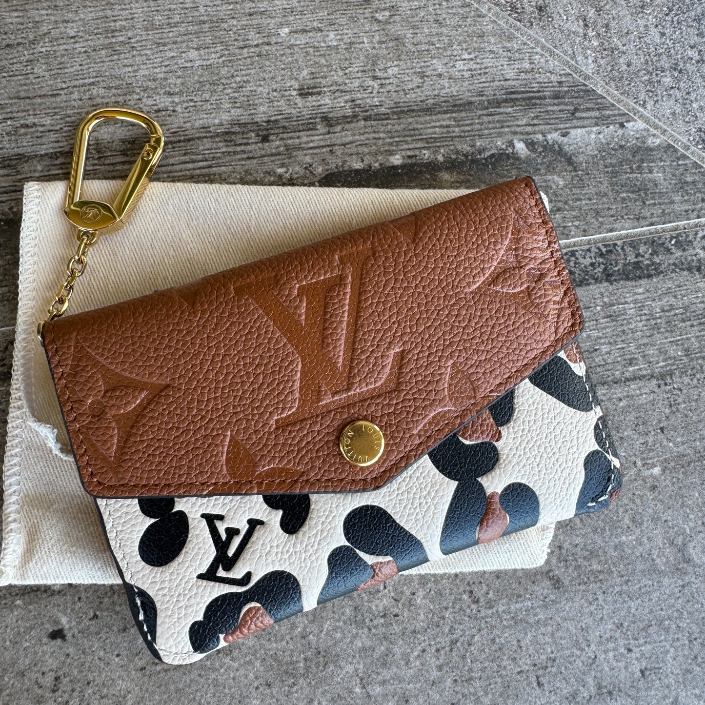 Louis Vuitton Empreinte Monogram Giant Wild At Heart Key Pouch