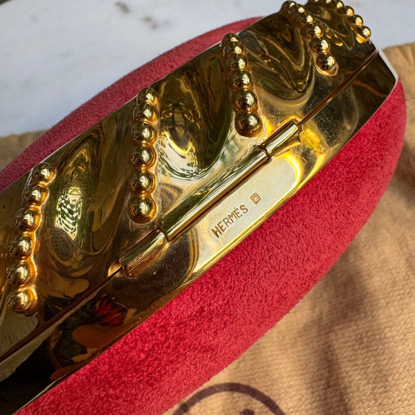 Hermès Oursin Minaudière Pochette Doblis Suede Leather Shoulder Bag