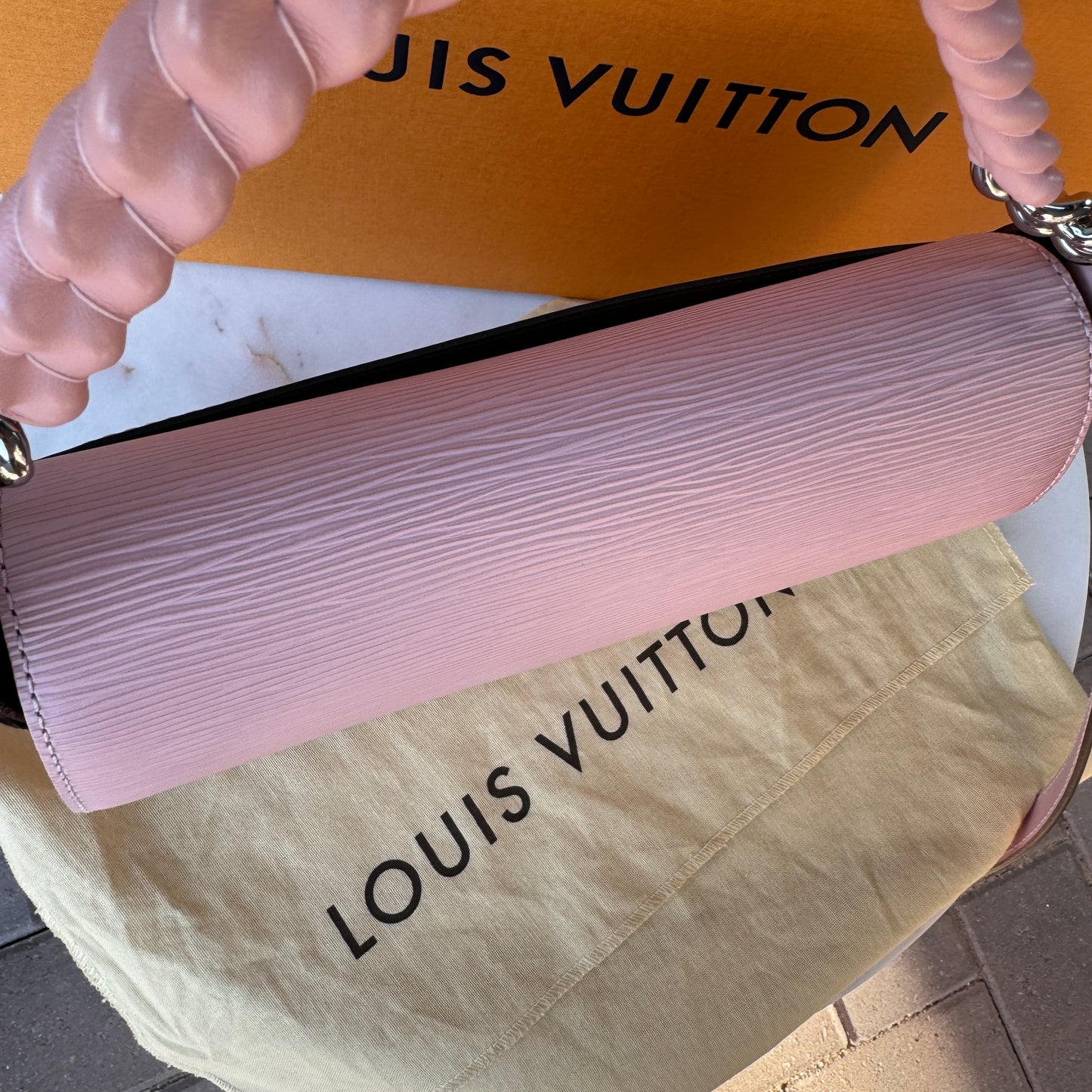 Louis Vuitton Rose Ballerine Epi Luna Crossbody