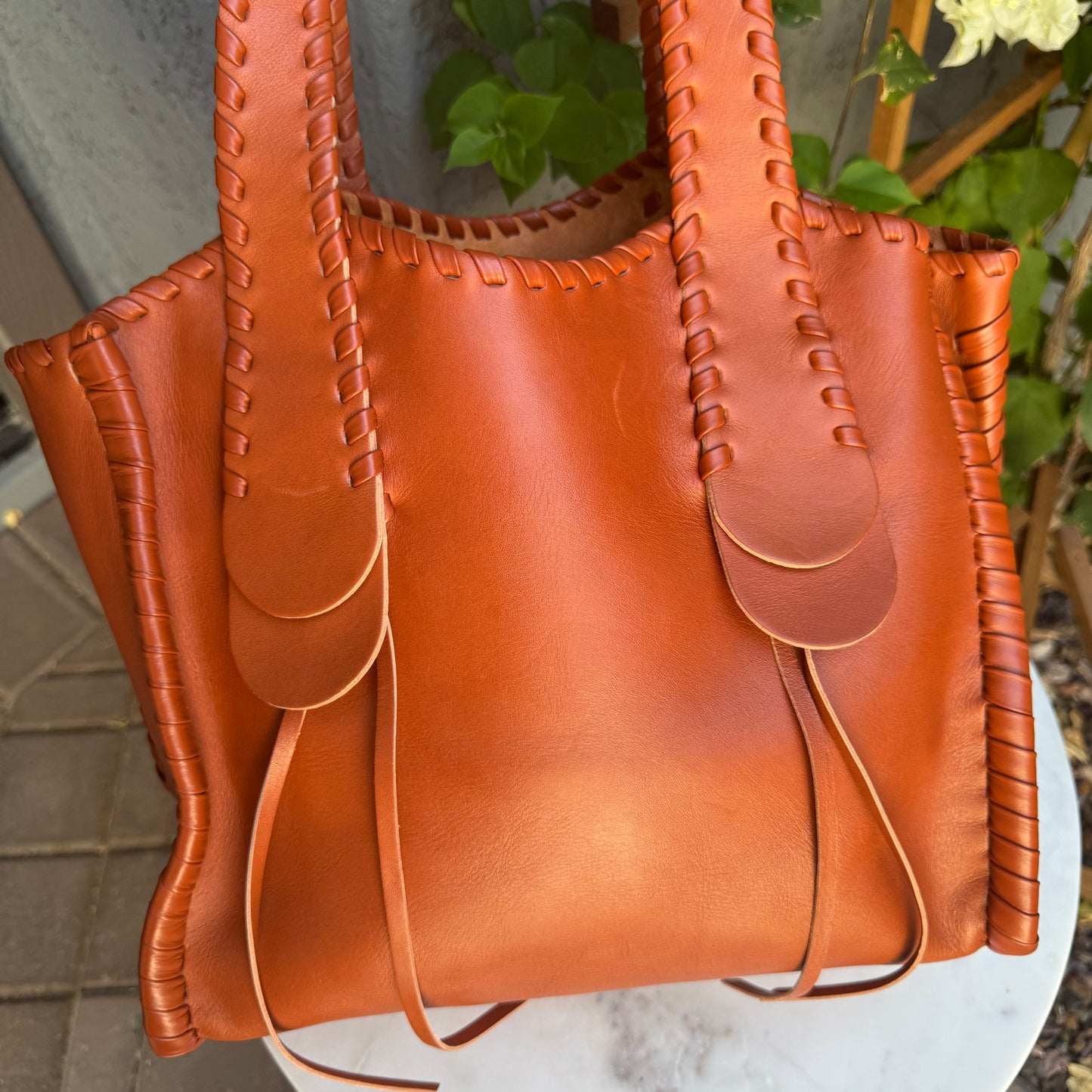 Chloé Mony Whipstitch Leather Medium Tote