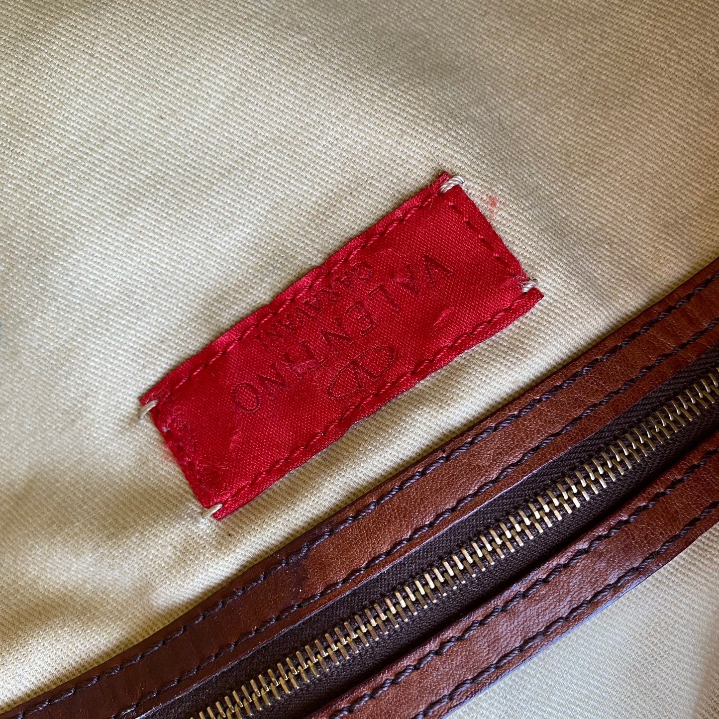 Valentino Garavani Leather and Raffia Shoulder Bag