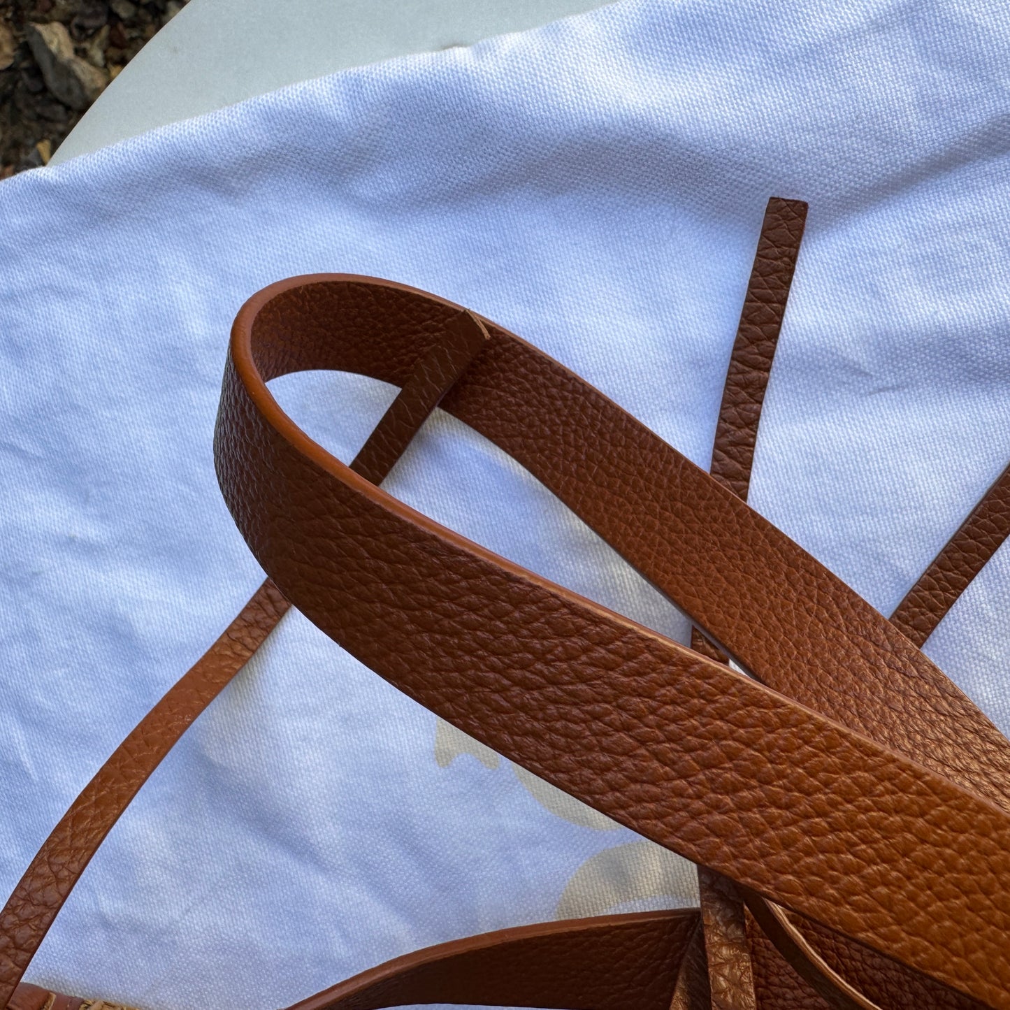 Chloé Mony Small Raffia Tote Crossbody