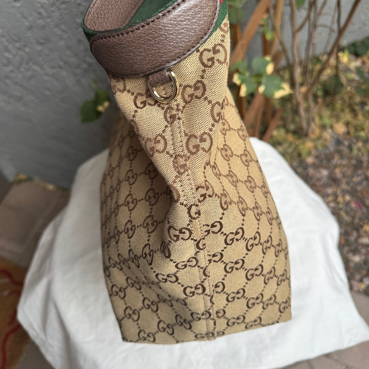 Gucci Giglio Large Monogram Hobo Tote