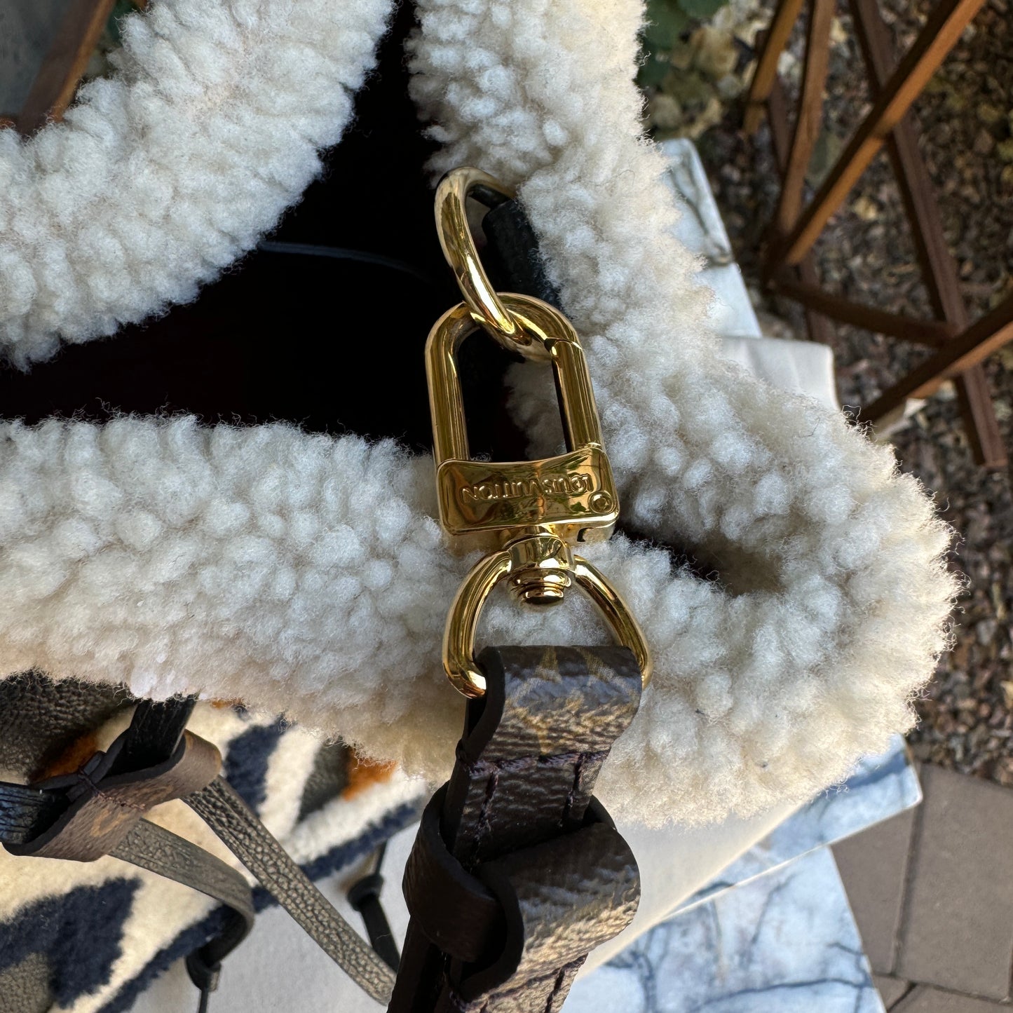 Louis Vuitton Monogram Teddy NeoNoe MM with Pouch