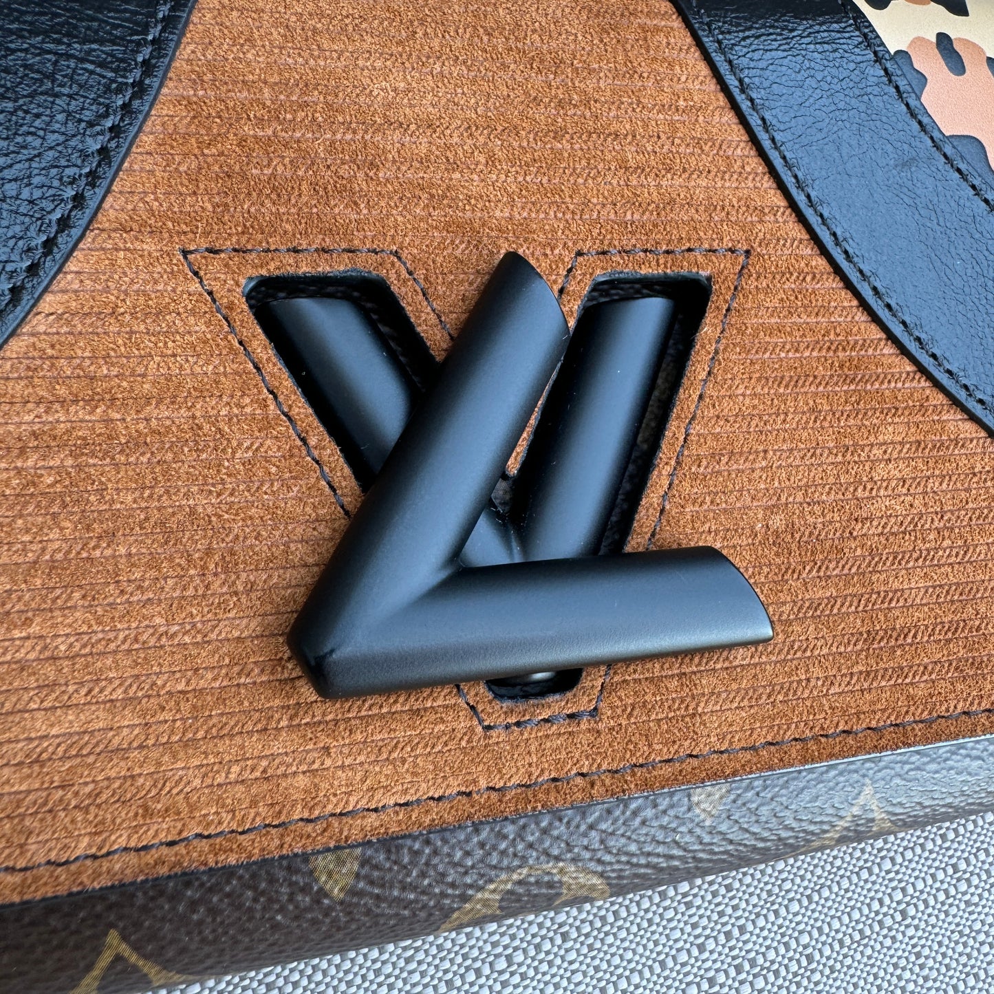 Louis Vuitton Limited Edition Wild at Heart Twist Wallet Crossbody