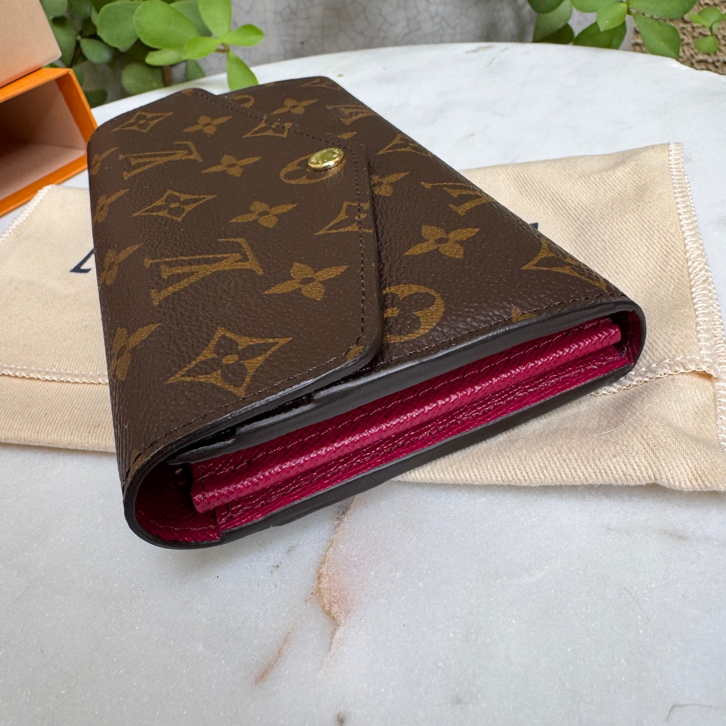 Louis Vuitton Monogram Sarah Wallet