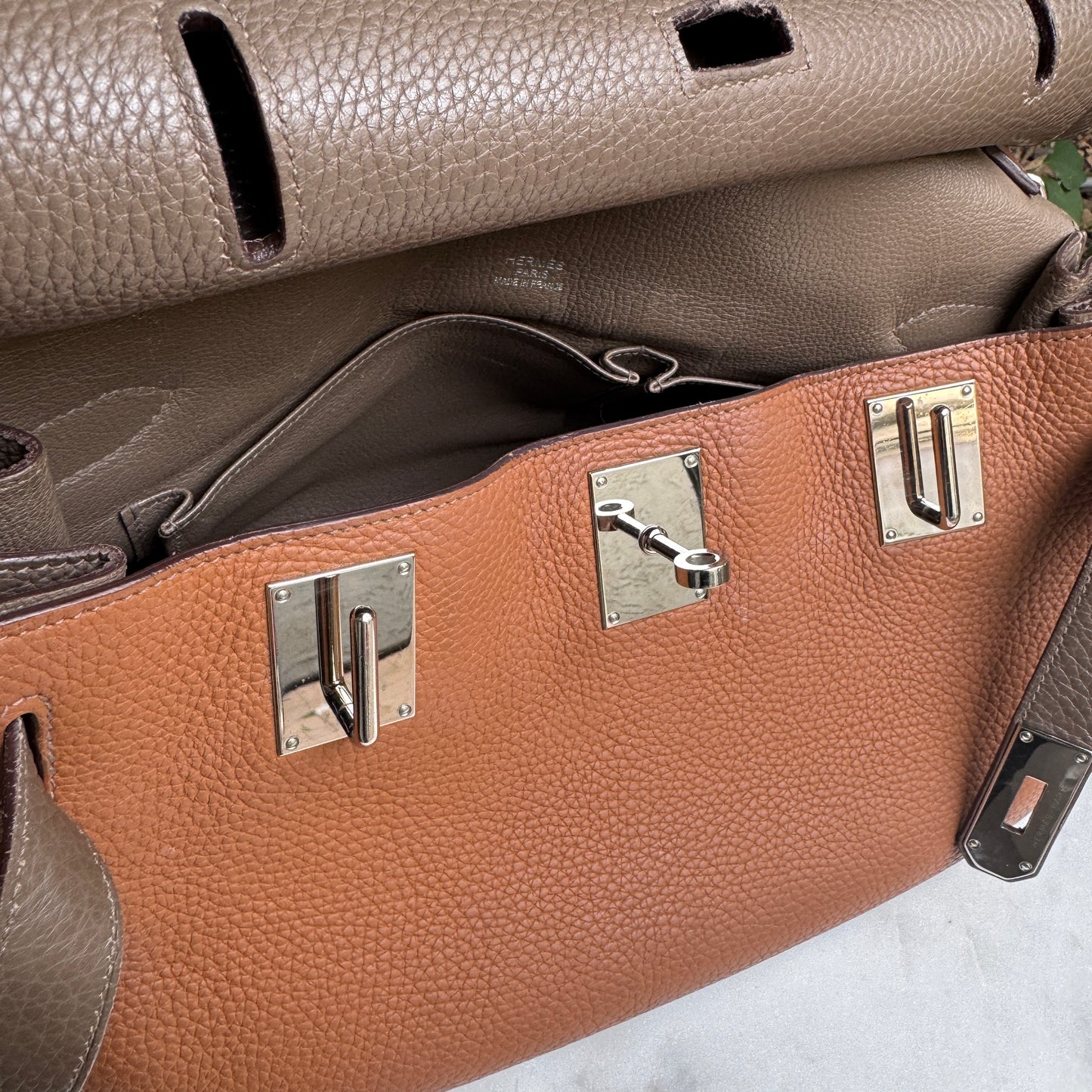 Hermès Jypsiere 34 Bicolor Pebbled Clemence Leather Crossbody