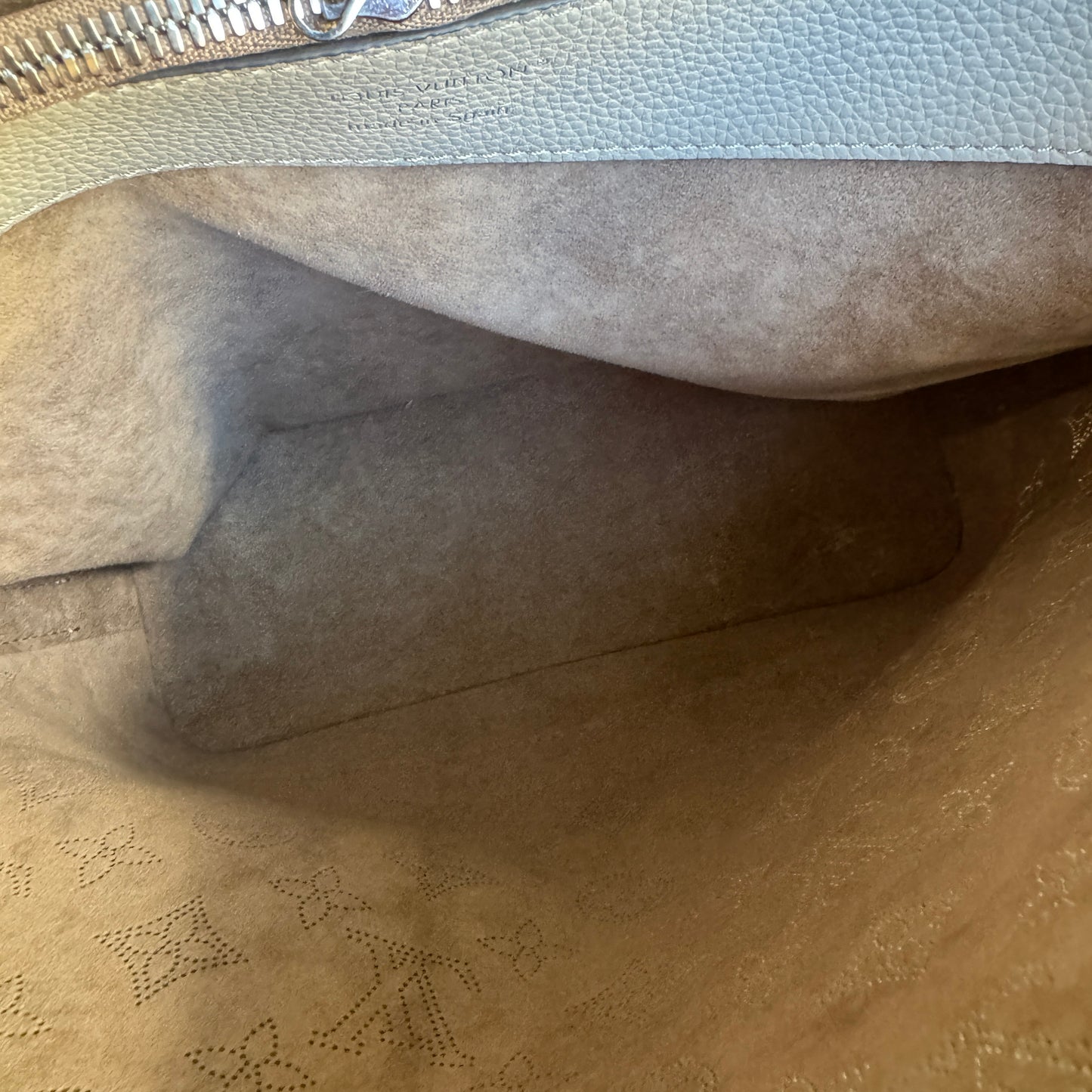 Louis Vuitton Mahina Leather Flore Bucket Shoulder Bag