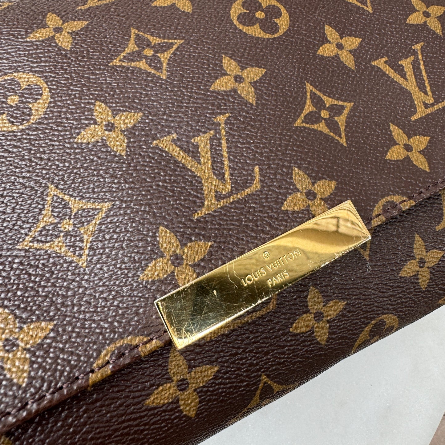 Louis Vuitton Monogram Favorite MM Crossbody