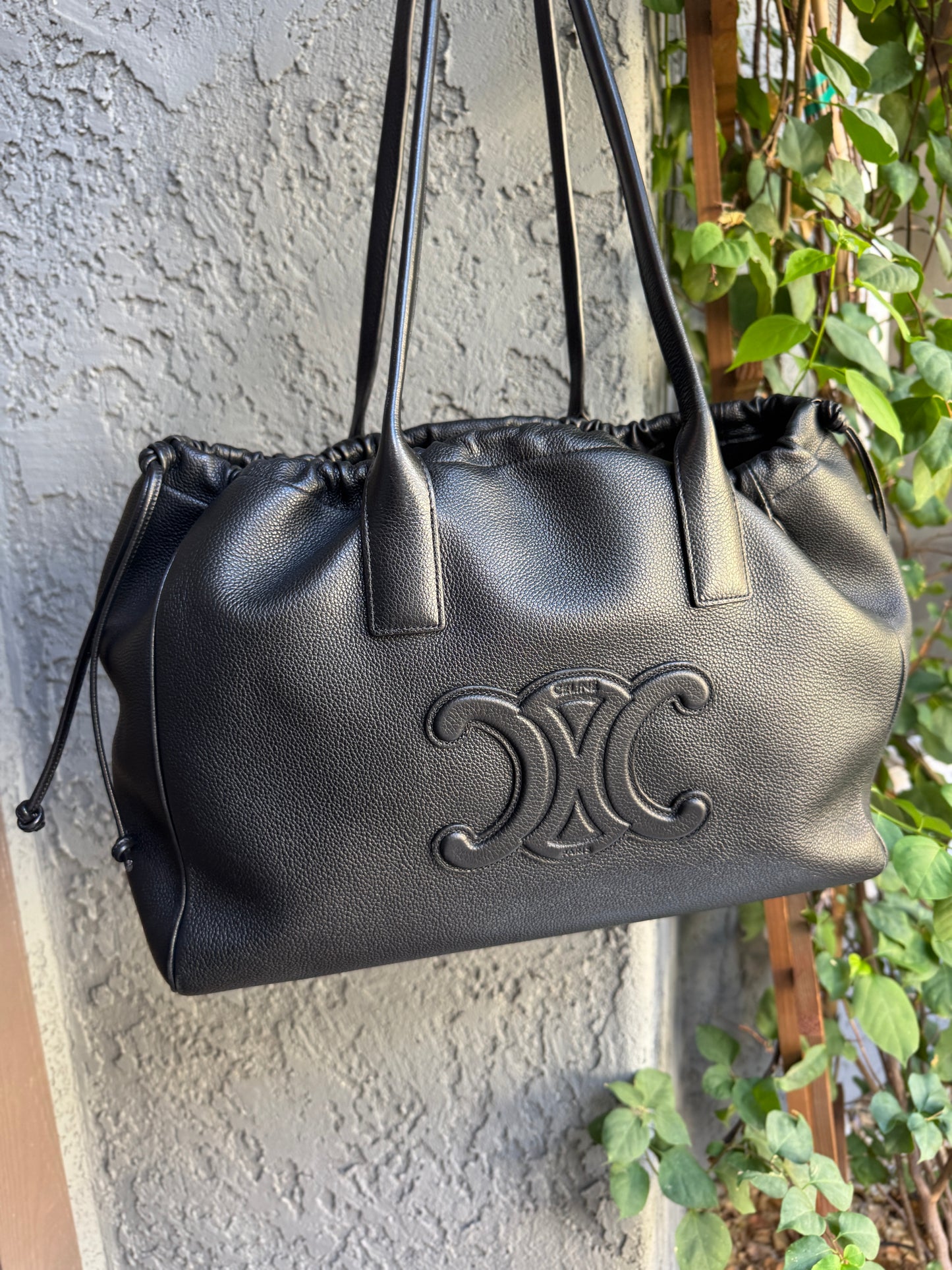 Celine Pebbled Calf Leather Cabas Drawstring Cuir Triomphe Tote