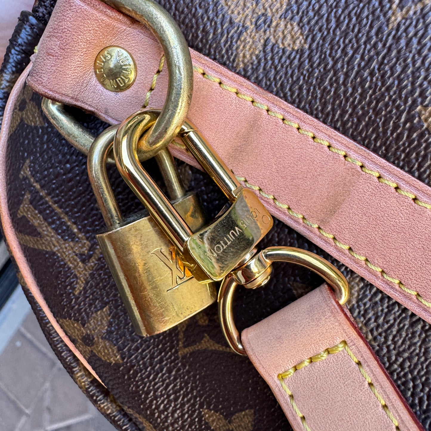 Louis Vuitton Monogram Speedy Bandouliere 30 Shoulder Bag