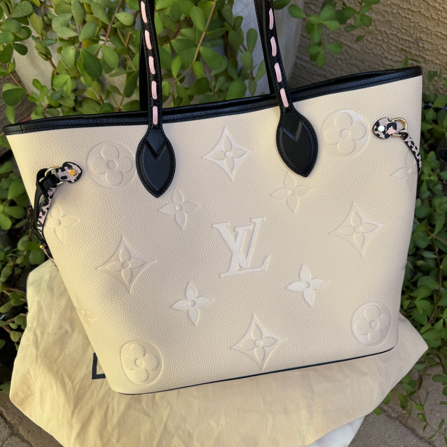 Louis Vuitton Wild at Heart Neverfull MM