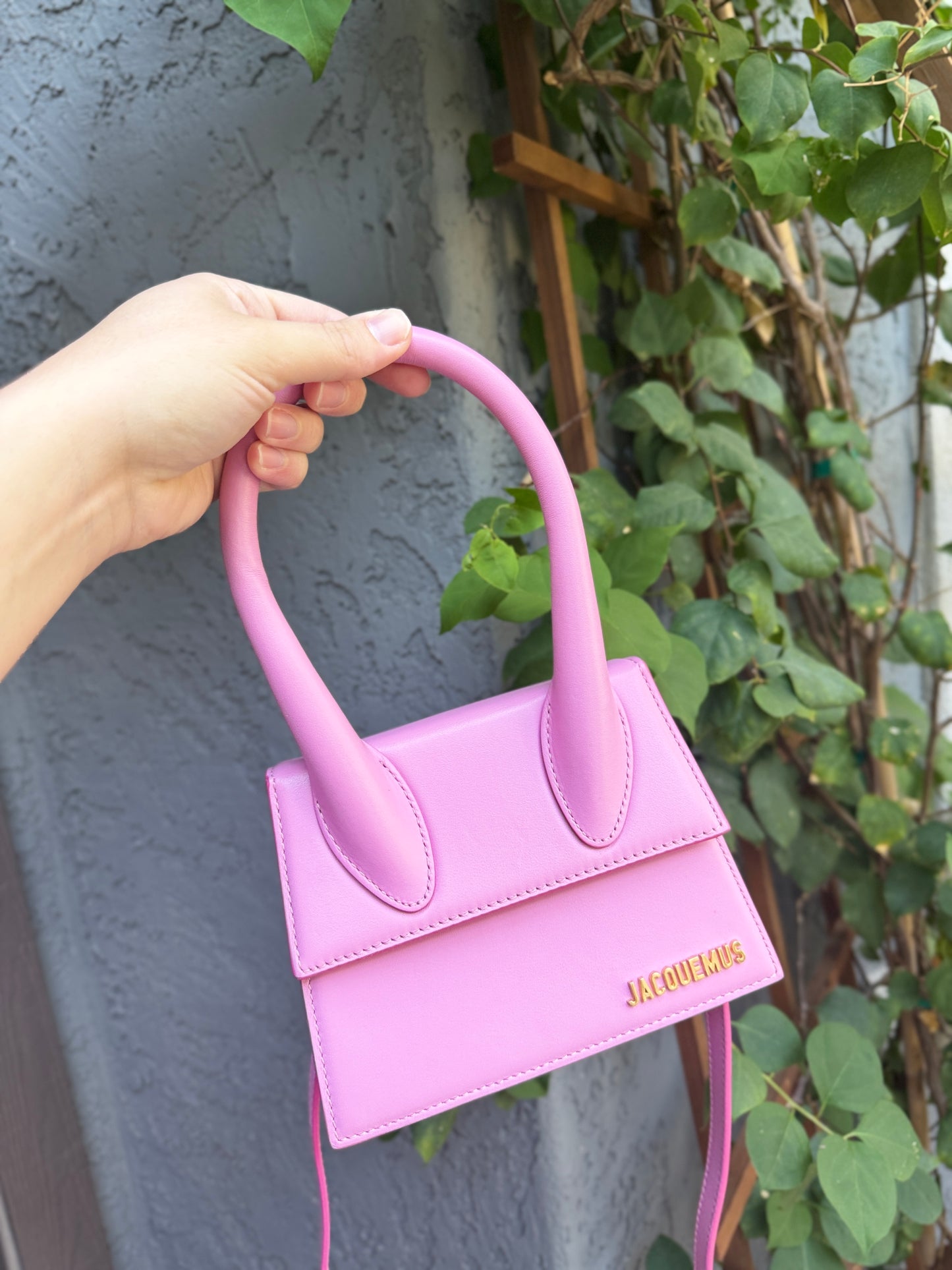 Jacquemus Le Grand Chiquito Top Handle Shoulder Bag