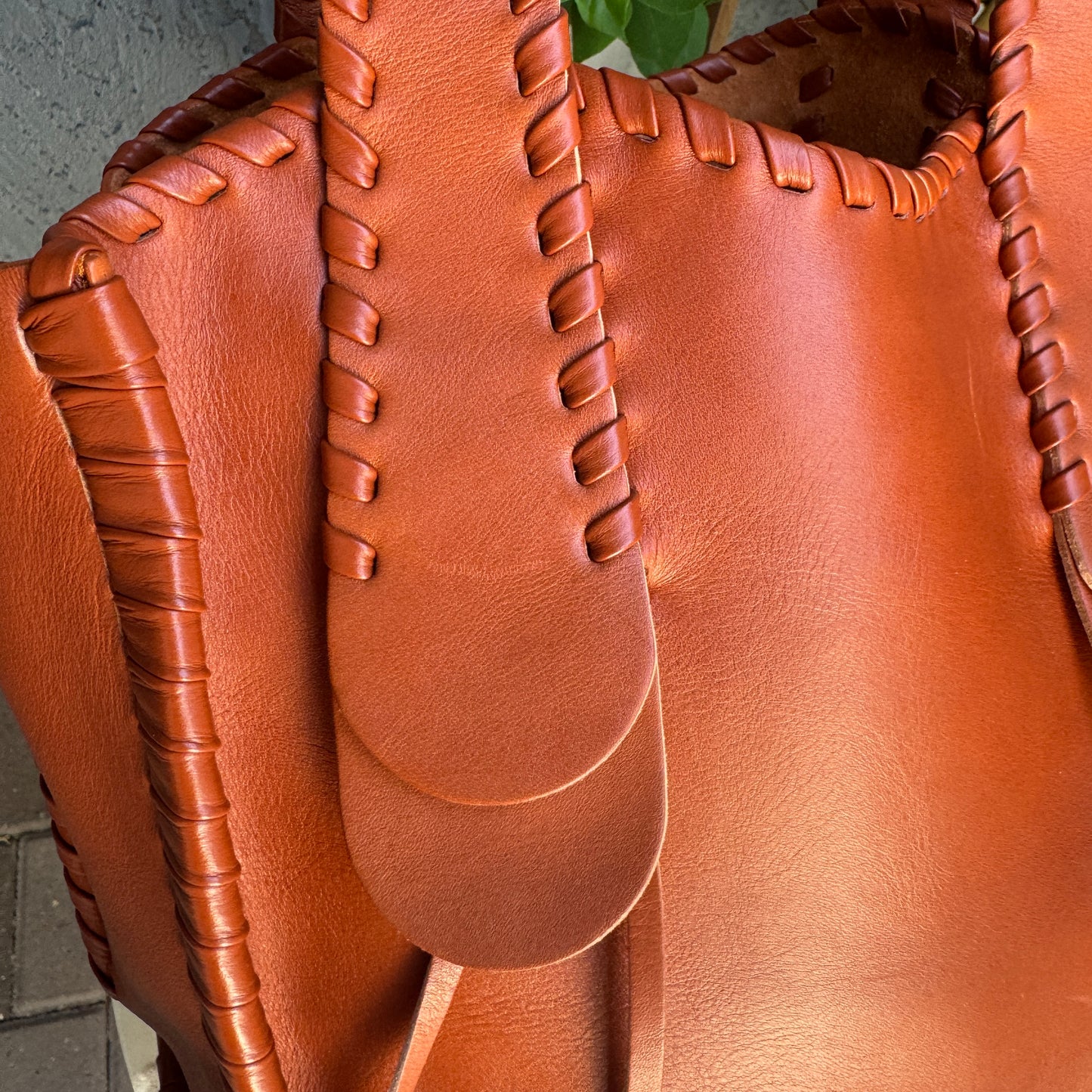 Chloé Mony Whipstitch Leather Medium Tote