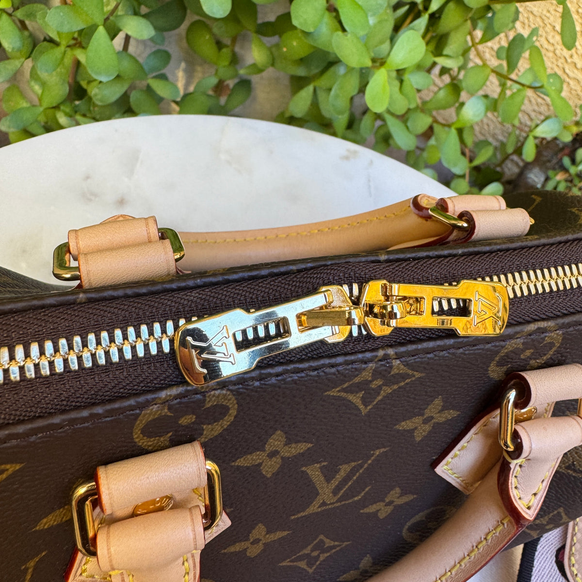 Louis Vuitton Monogram Speedy Bandoulière 20