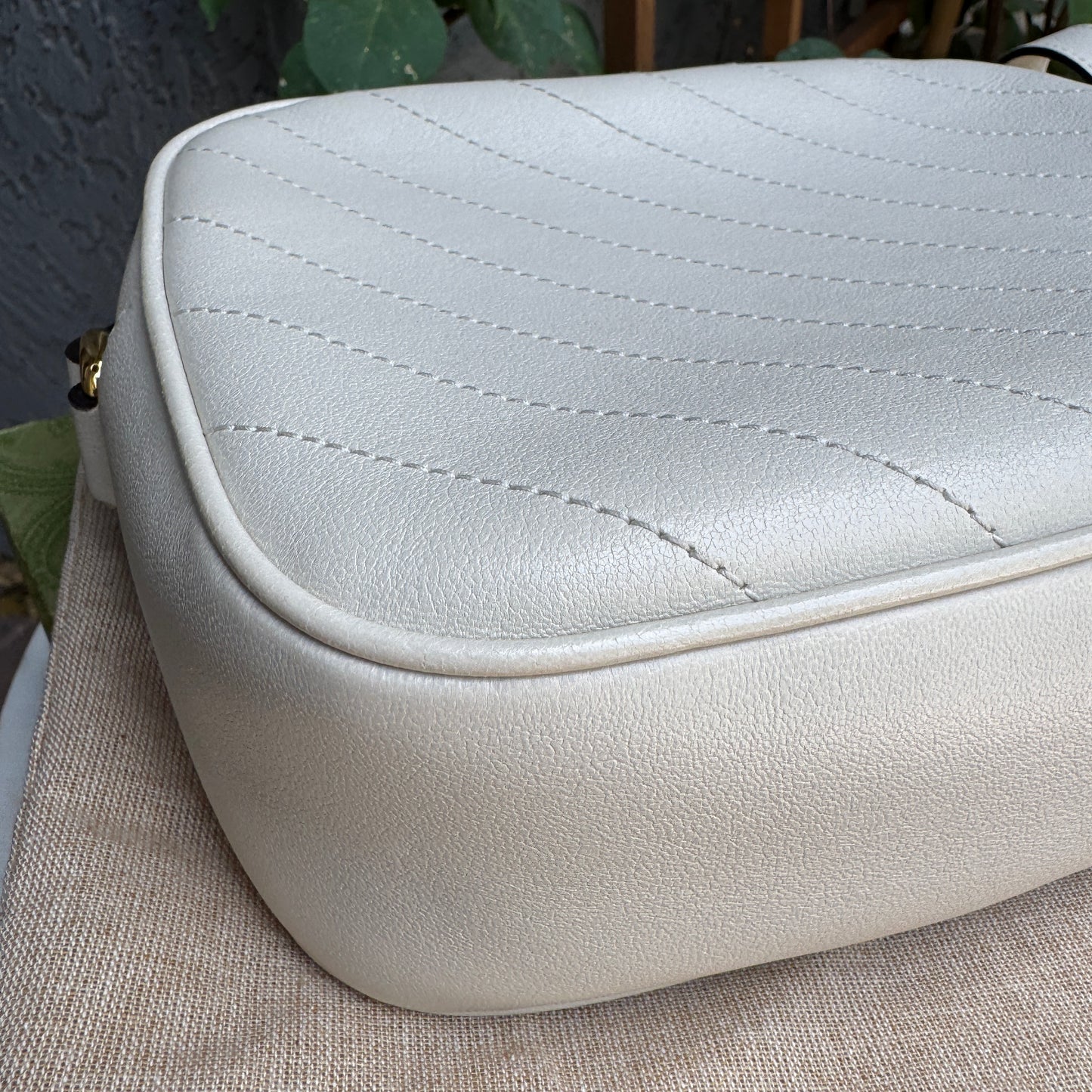 Gucci Blondie Small Leather Camera Bag Crossbody