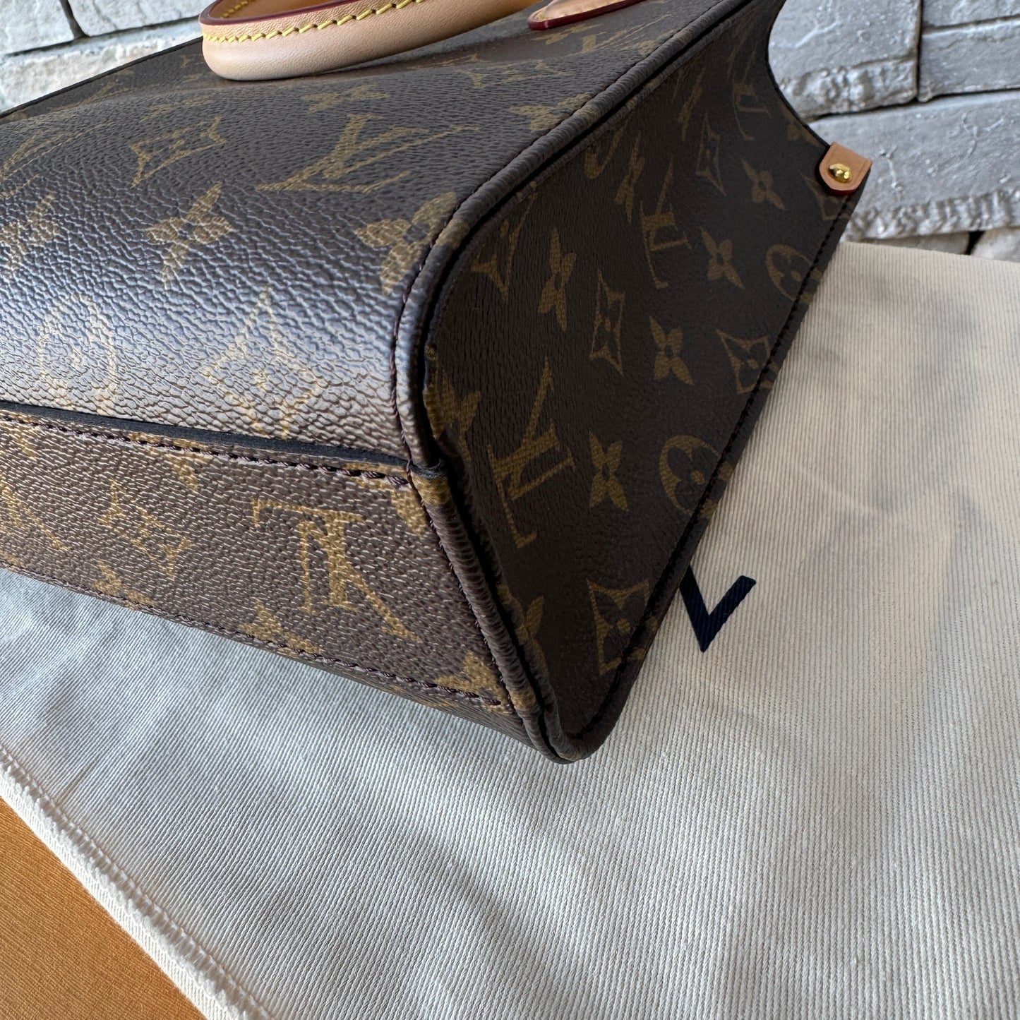 Louis Vuitton Monogram Sac Plat BB