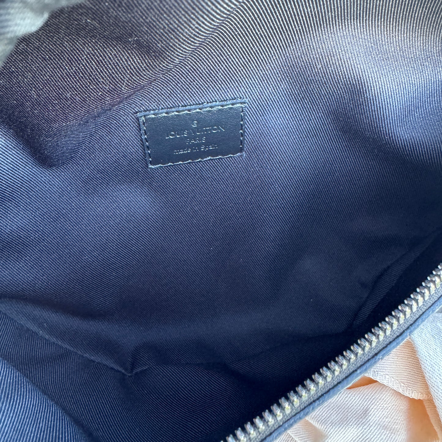 Louis Vuitton Discovery Bumbag PM