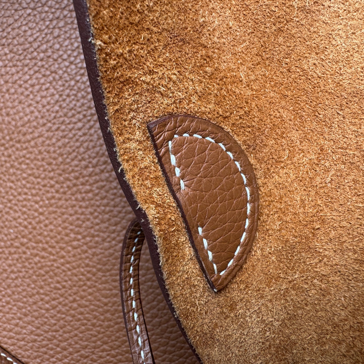 Hermès Silky City 33 Shoulder Bag
