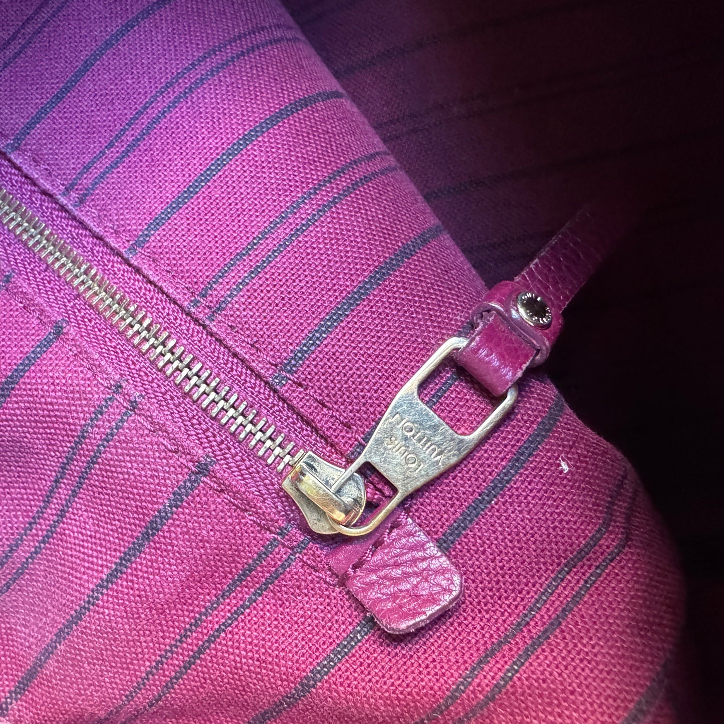 Louis Vuitton Empreinte Leather Speedy 25 Bandouliere