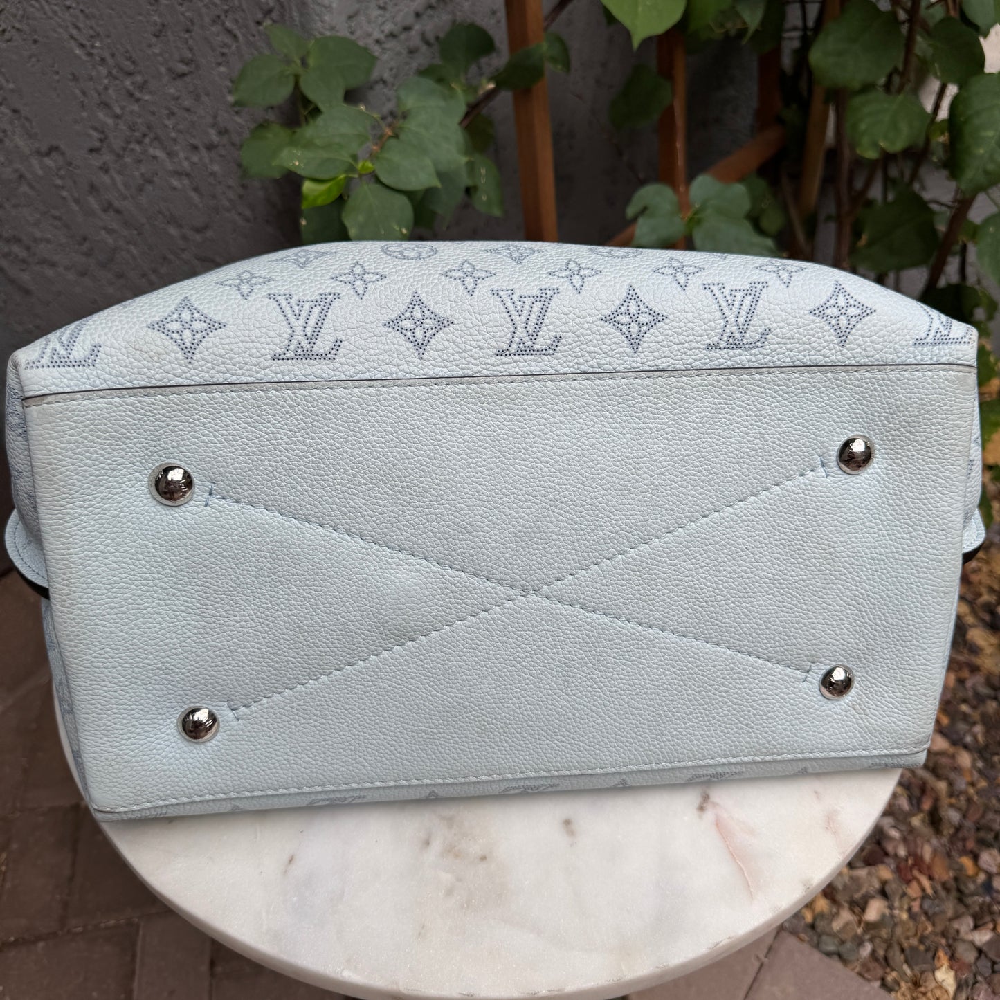 Louis Vuitton Mahina Leather Caramel Hobo Shoulder Bag