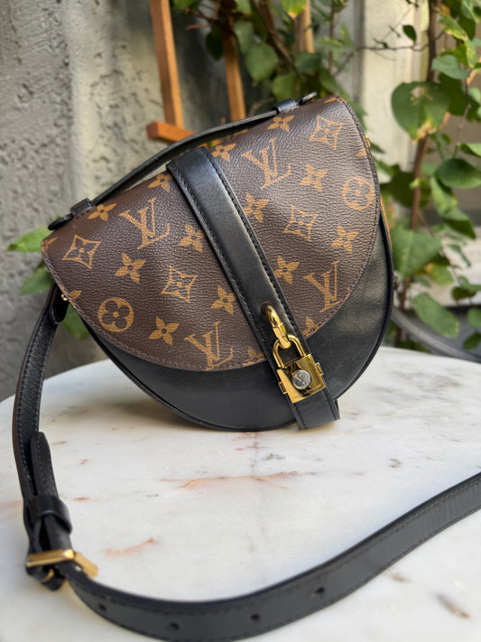 Louis Vuitton Chantilly Lock PM Crossbody