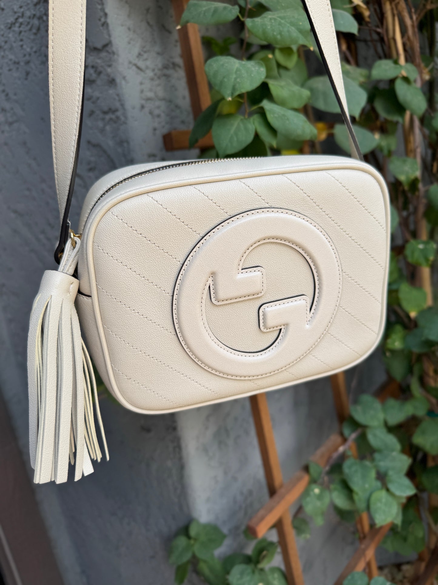 Gucci Blondie Small Leather Camera Bag Crossbody