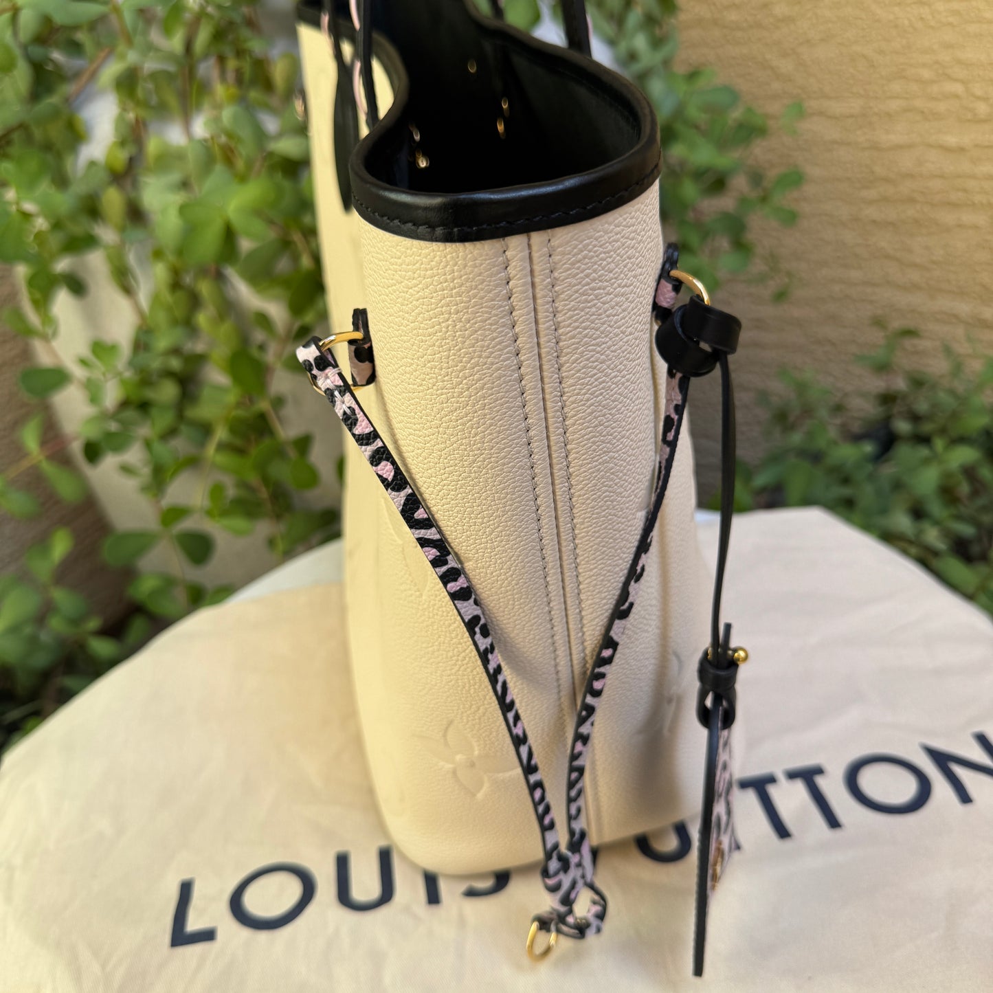 Louis Vuitton Wild at Heart Neverfull MM