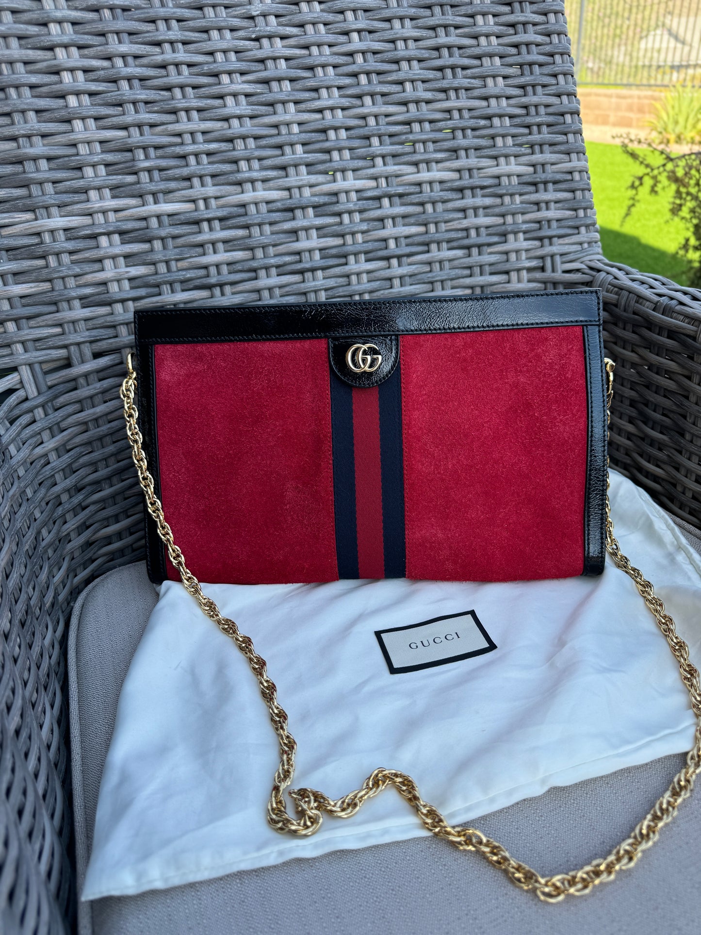 Gucci Suede Medium Ophidia Chain Shoulder Bag