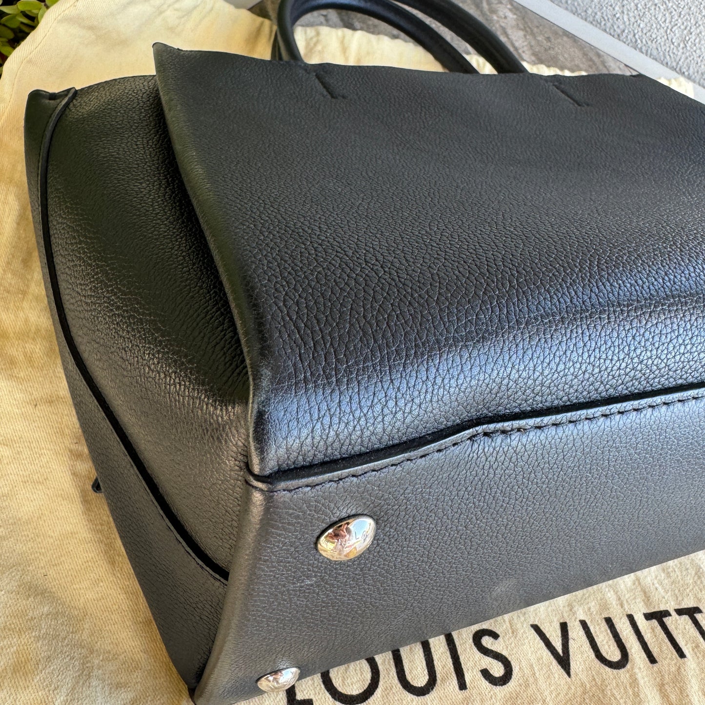 Louis Vuitton Lockmeto Leather Tote