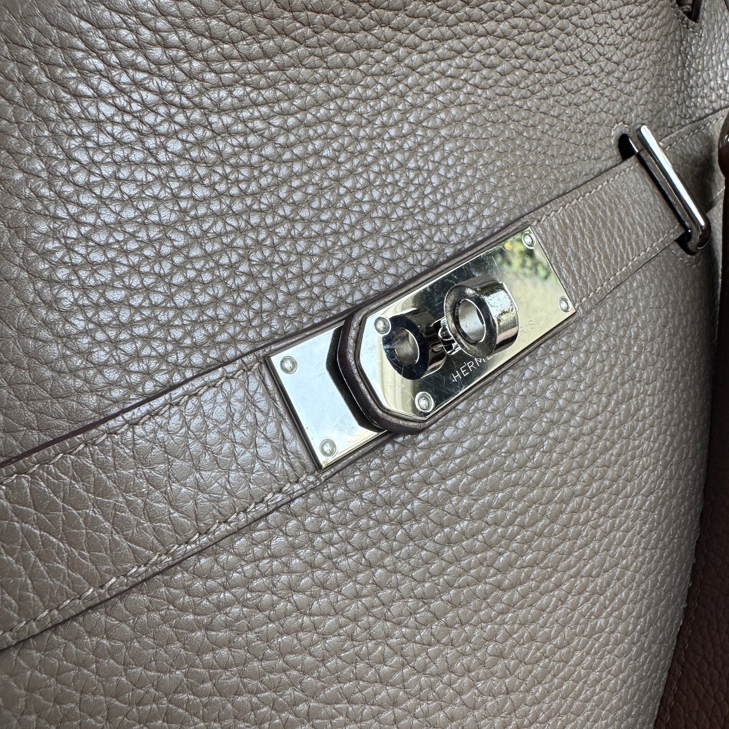 Hermès Jypsiere 34 Bicolor Pebbled Clemence Leather Crossbody