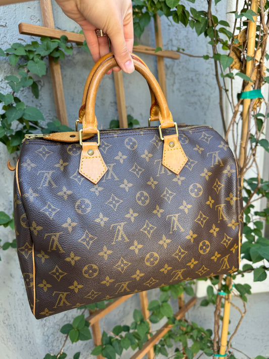 Louis Vuitton Monogram Speedy 30