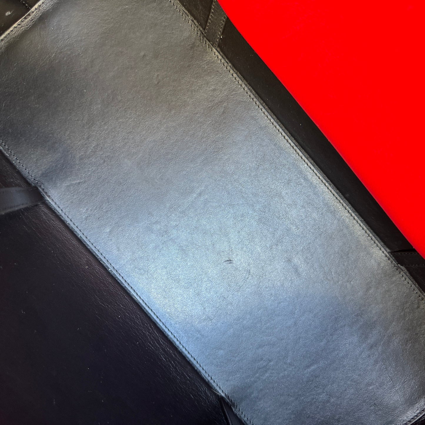 Valentino Garavani Vlogo Leather Fillme Tote