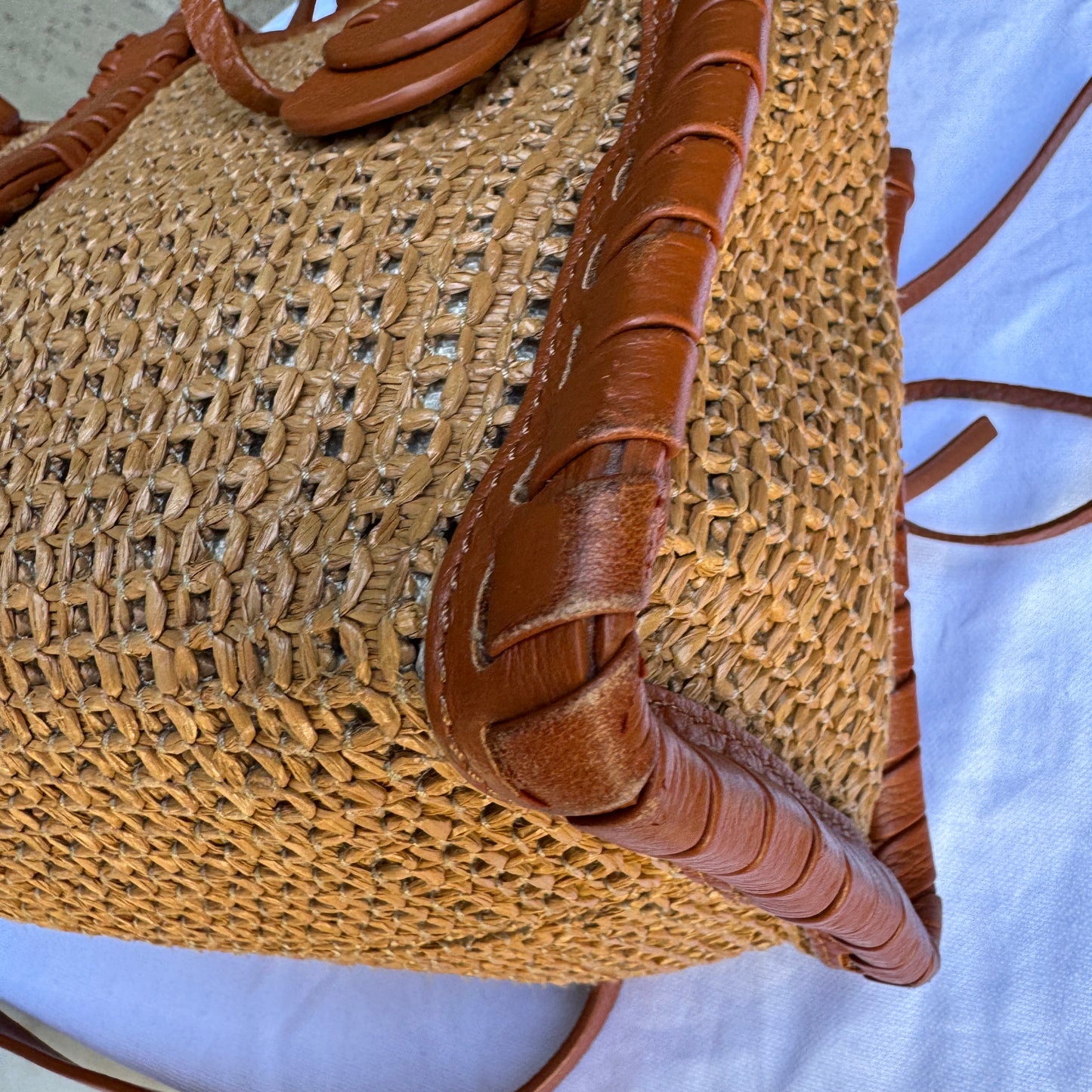 Chloé Mony Small Raffia Tote Crossbody