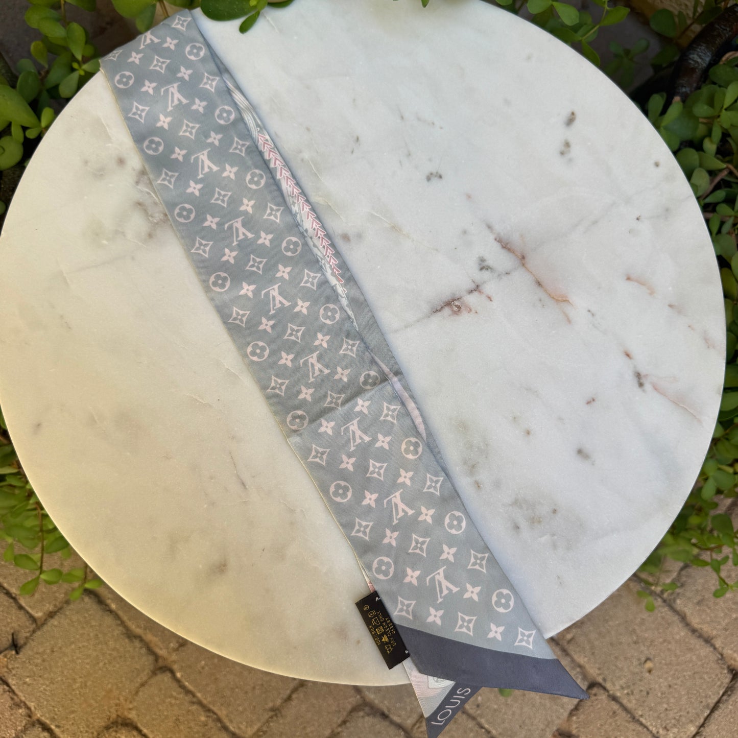 Louis Vuitton Silk Bandeau BB Scarf