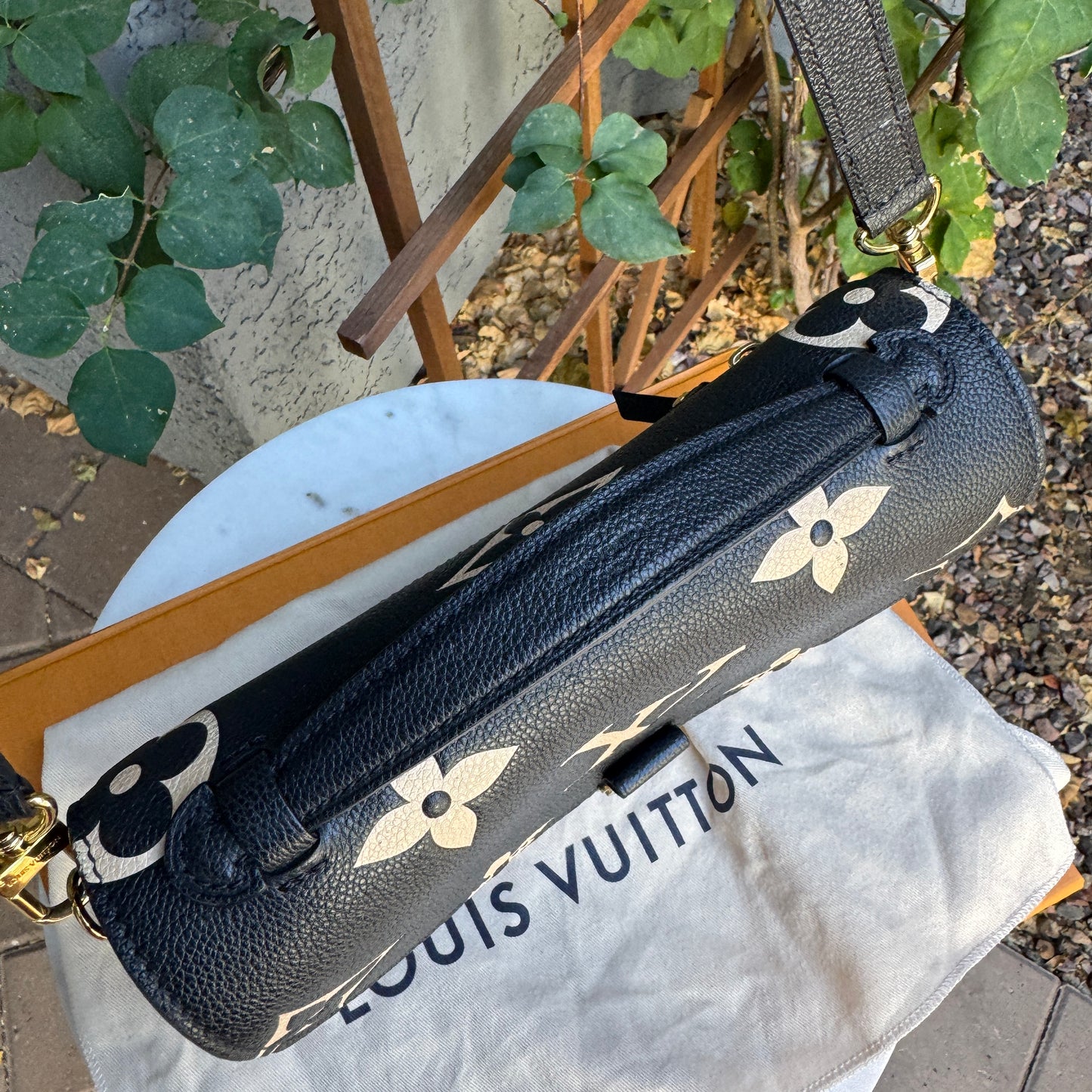 Louis Vuitton Empreinte Leather Metis Crossbody