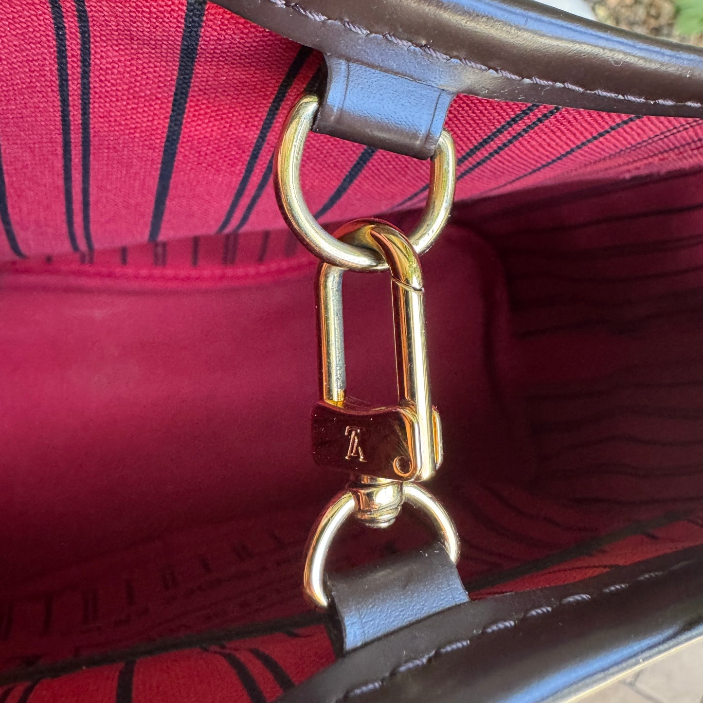 Louis Vuitton Damier Ebene Neverfull PM