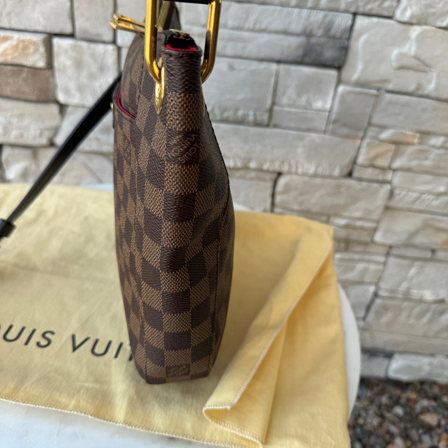 Louis Vuitton Damier Ebene South Bank Besace