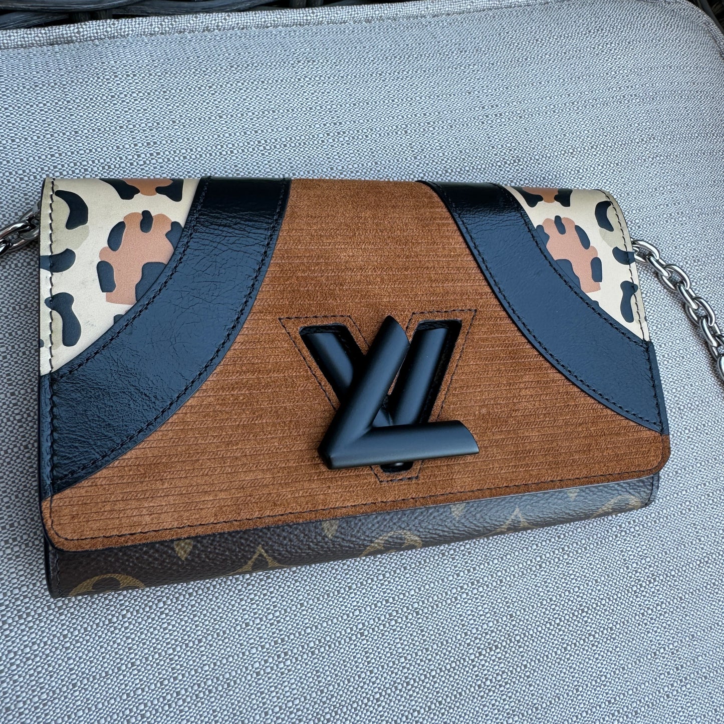 Louis Vuitton Limited Edition Wild at Heart Twist Wallet Crossbody