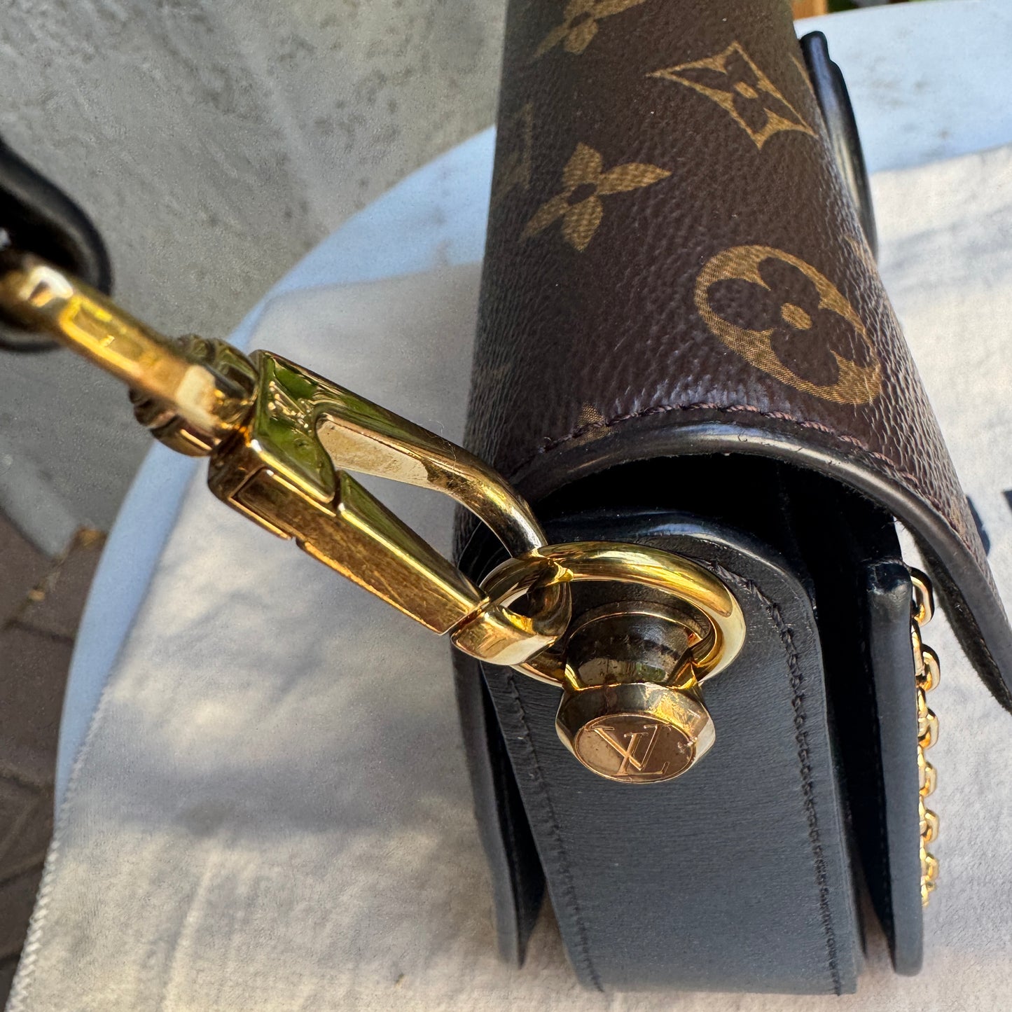 Louis Vuitton Monogram Neo Saint Cloud Shoulder Bag
