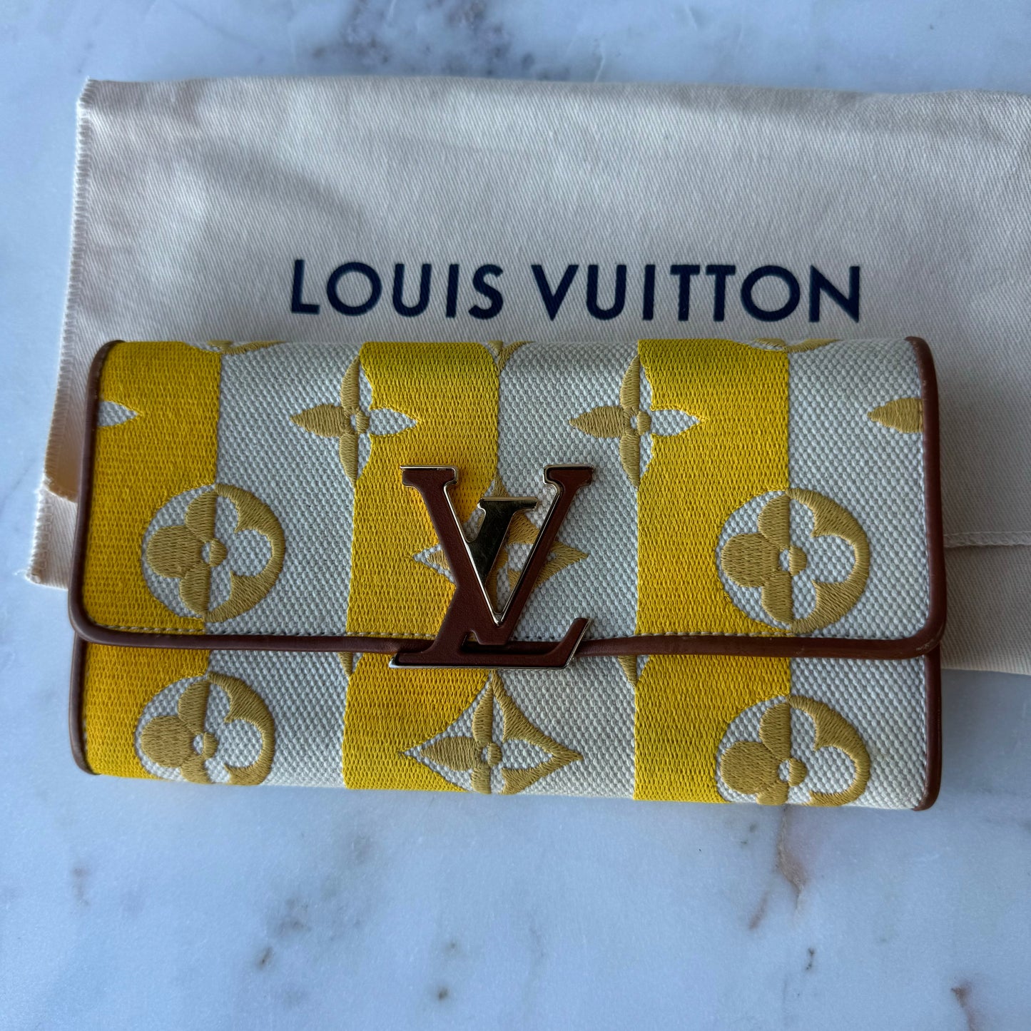 Louis Vuitton Canvas Capucines Wallet