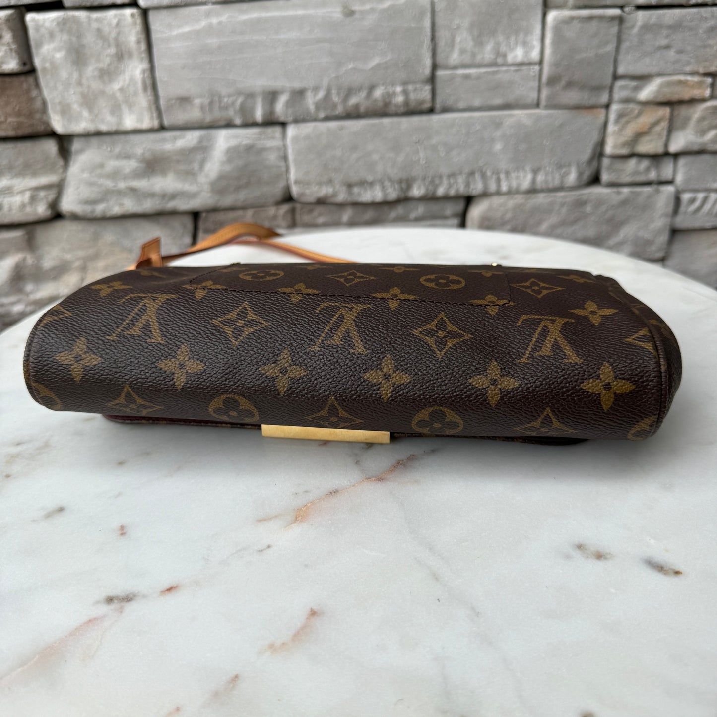 Louis Vuitton Monogram Favorite MM Crossbody