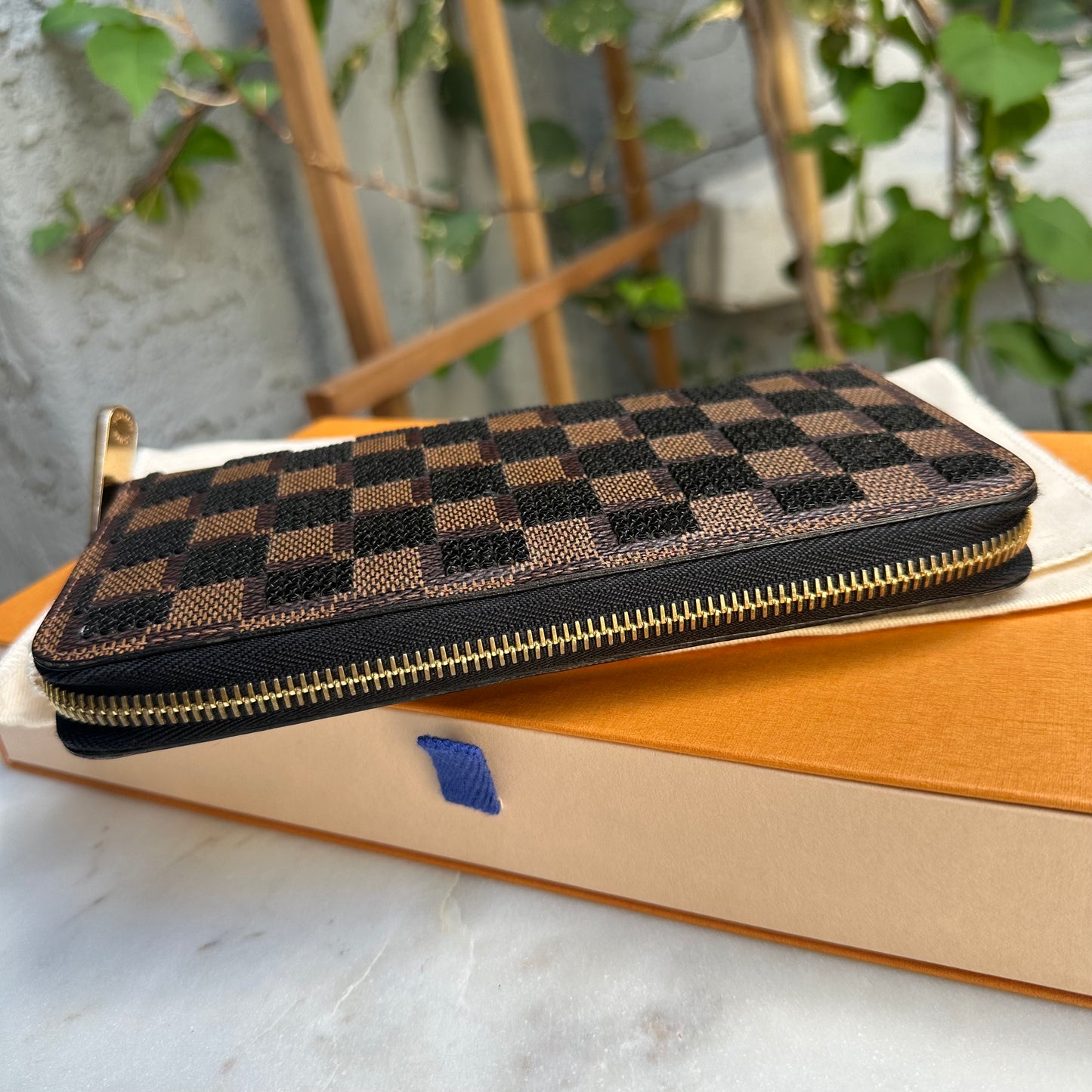 Louis Vuitton Damier Ebene Paillettes Zippy Wallet