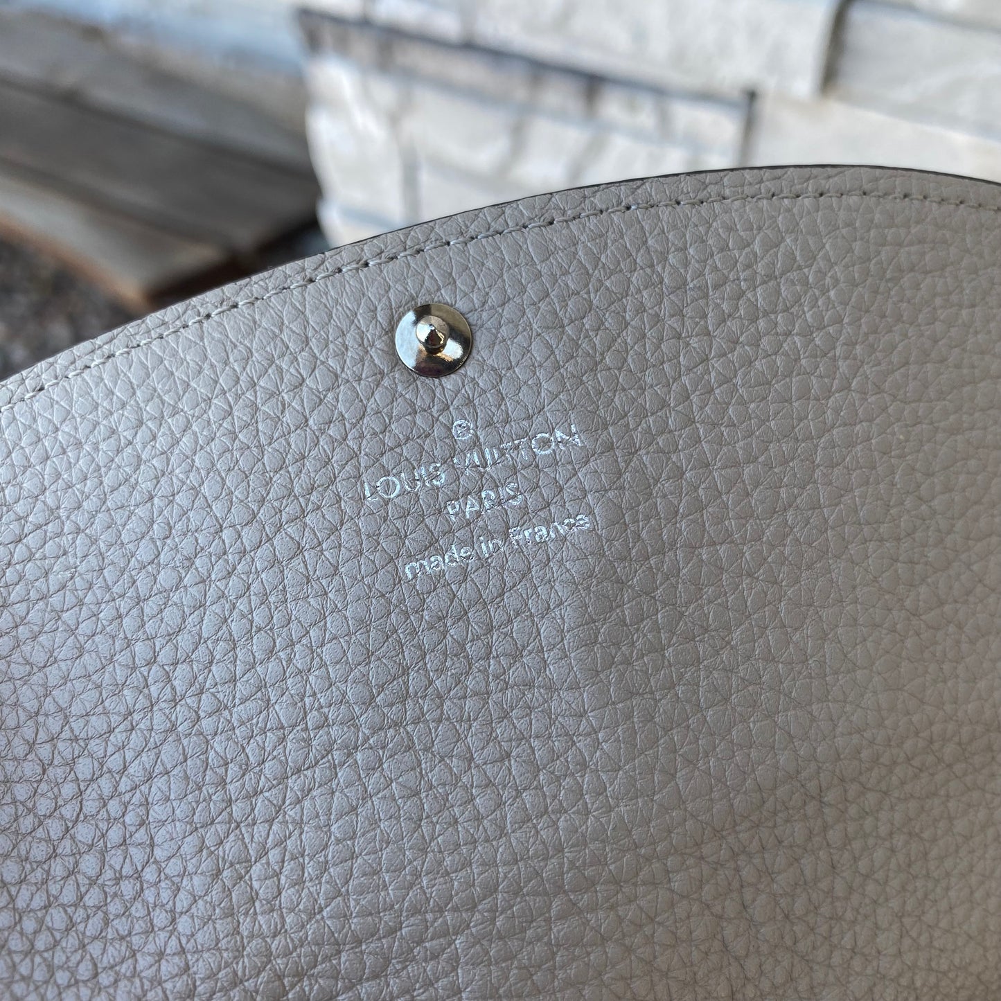 Louis Vuitton Portefeuille Iris Mahina Leather Wallet