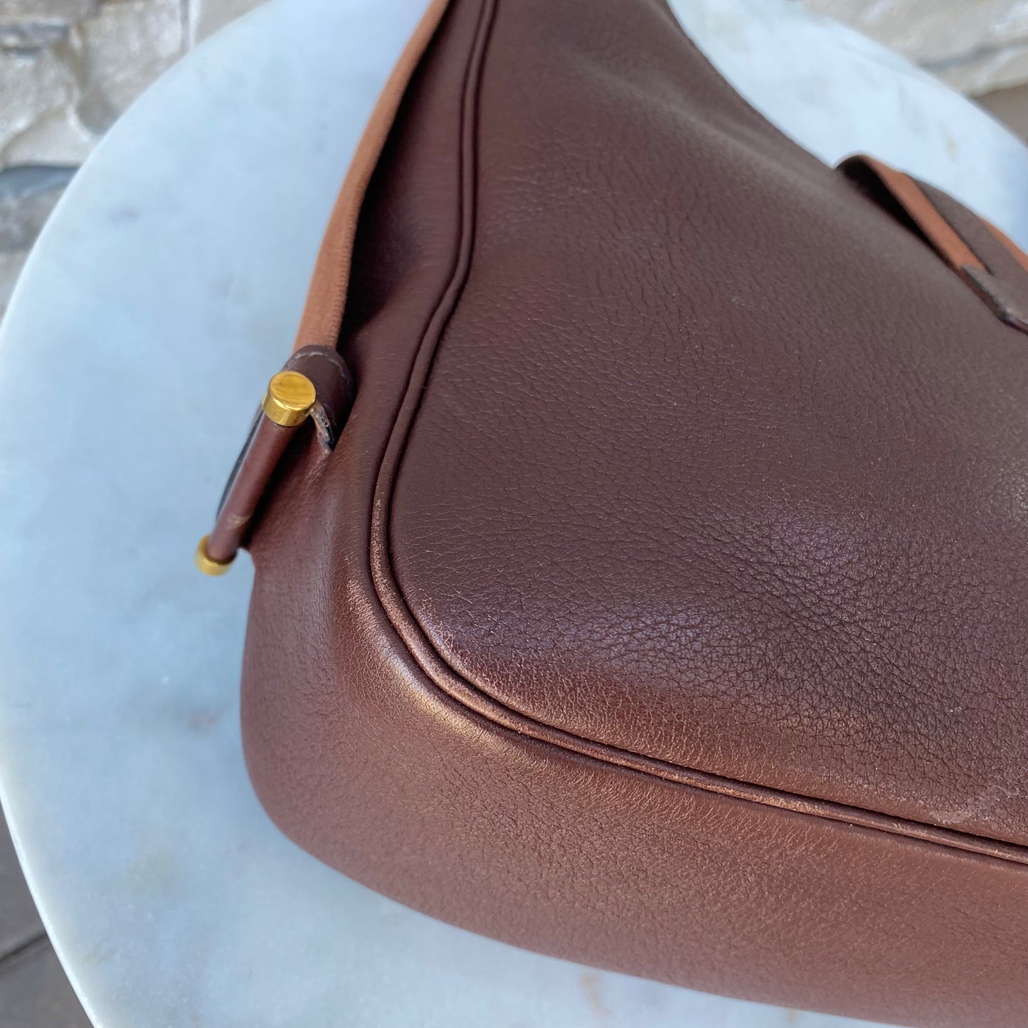 Hermès Tsako Marron Fonce Clemence Leather Shoulder Bag