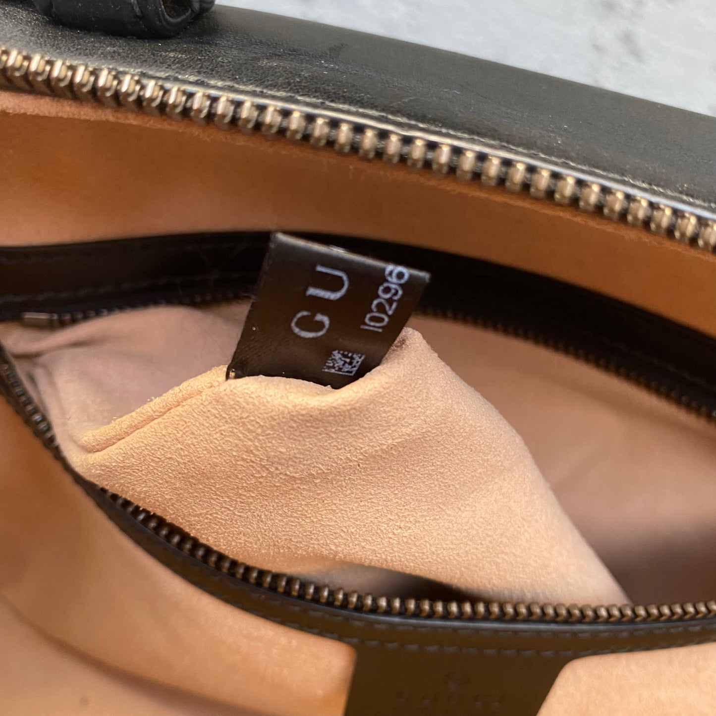 Gucci Marmont Matelasse GG Sylvie Top Handle Crossbody