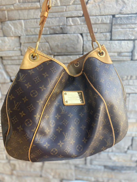 Louis Vuitton Galliera Monogram GM