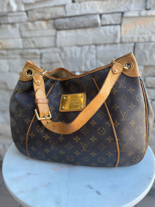 Louis Vuitton Galliera Monogram PM