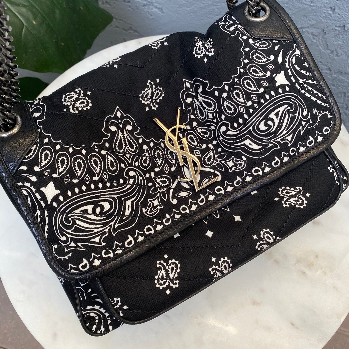 Saint Laurent Medium Chevron Bandana Niki